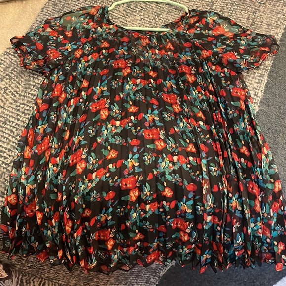 Anthropologie Eva Franco Pleated Swing Top - Picture 4 of 6